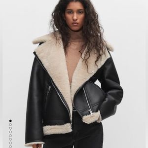 Worn once. Great quality jacket. No damage.